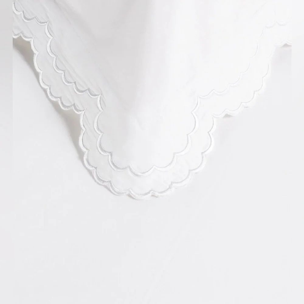 Embroidered Percale Crisp Cotton Double Scallopier Duvet Set and Sham Queen